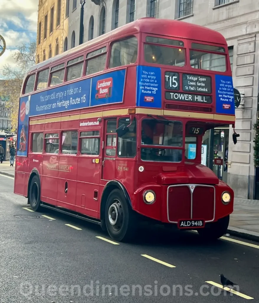 double-decker-bus-30-feet-lenght